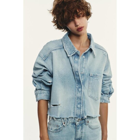 ZARA TRF RIPPED CROP DENIM OVERSHIRT - Picture 3 of 8